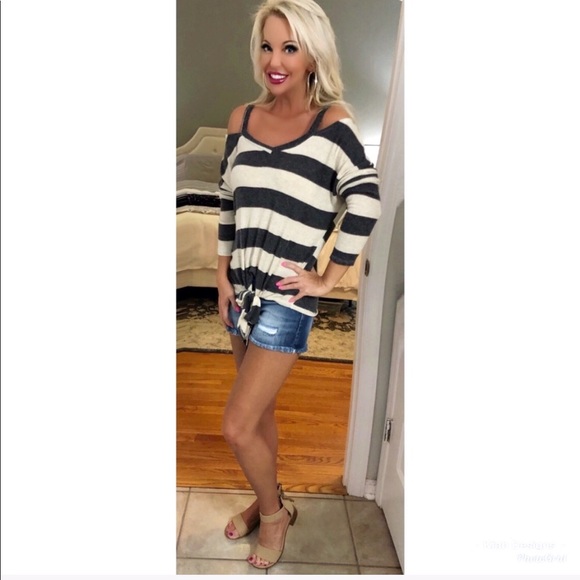 ❤️LAST 1! Charcoal Striped Off Shoulder Top! - Picture 4 of 4